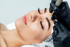 Microblading per avere sopracciglia perfetteMicroblading per avere sopracciglia perfette