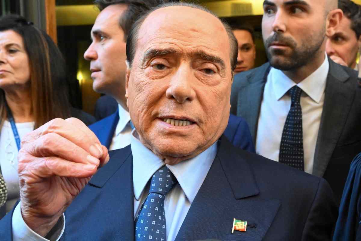 Silvio Berlusconi: chi mancava sul letto di morte