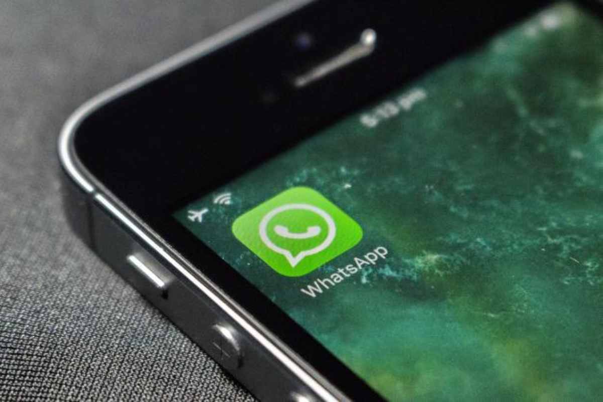 Whatsapp, ecco un nuovo trucco per spiare il proprio compagno