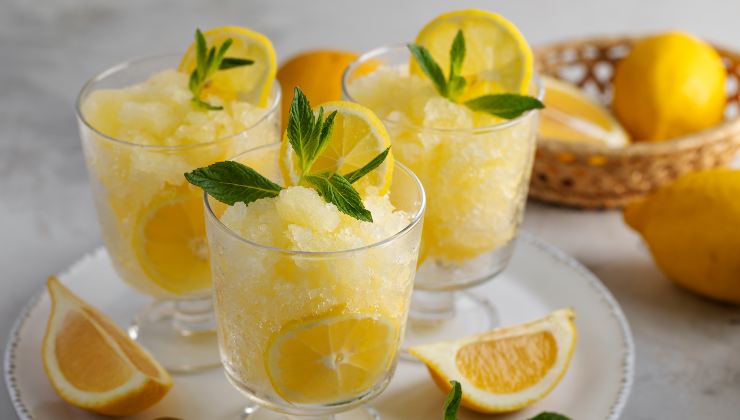 Come preparare un sorbetto al limone a casa