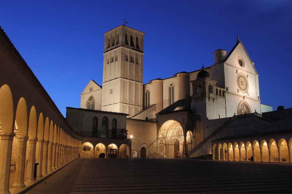 assisi basilica san francesco luoghi magici