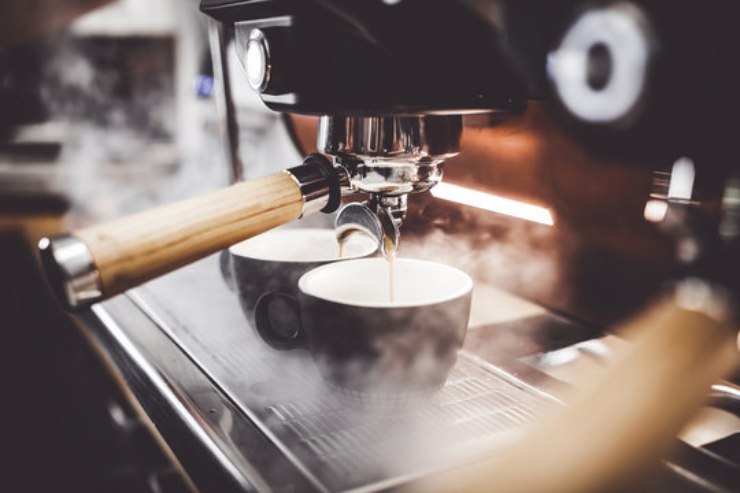 Perché lo zucchero non deve essere usato con il caffè