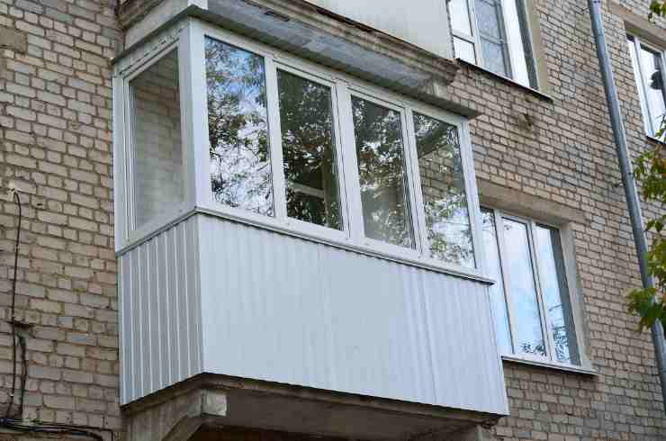 Le soluzioni per chiudere un balcone