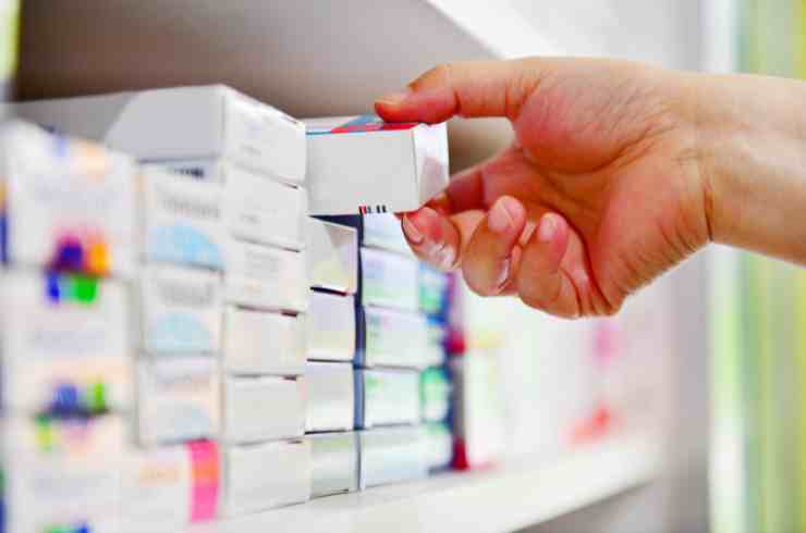 Aifa, antinfiammatorio ritirato dalle farmacie: marca e lotto